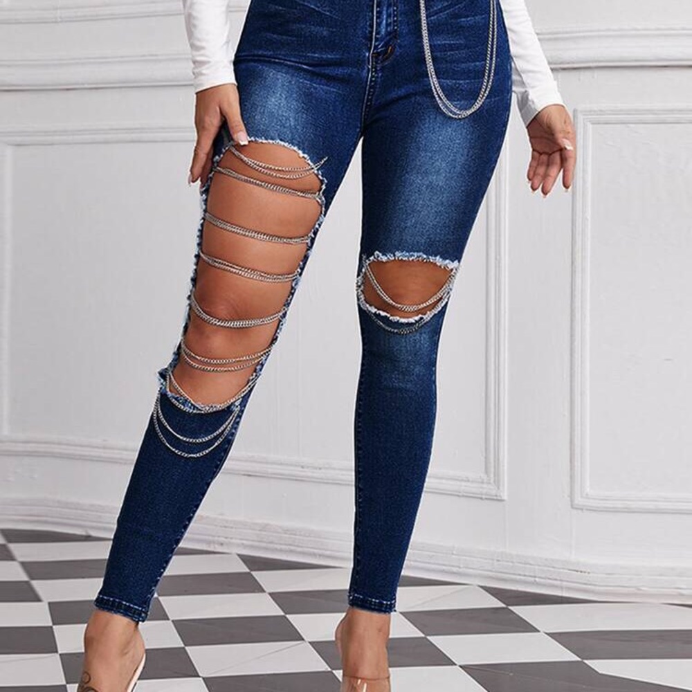 highly waisted denim jeans with chain links size 6